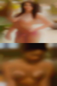 Crete adult club ebony pussy.
