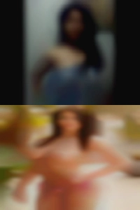 Adult clubs MN couples.
